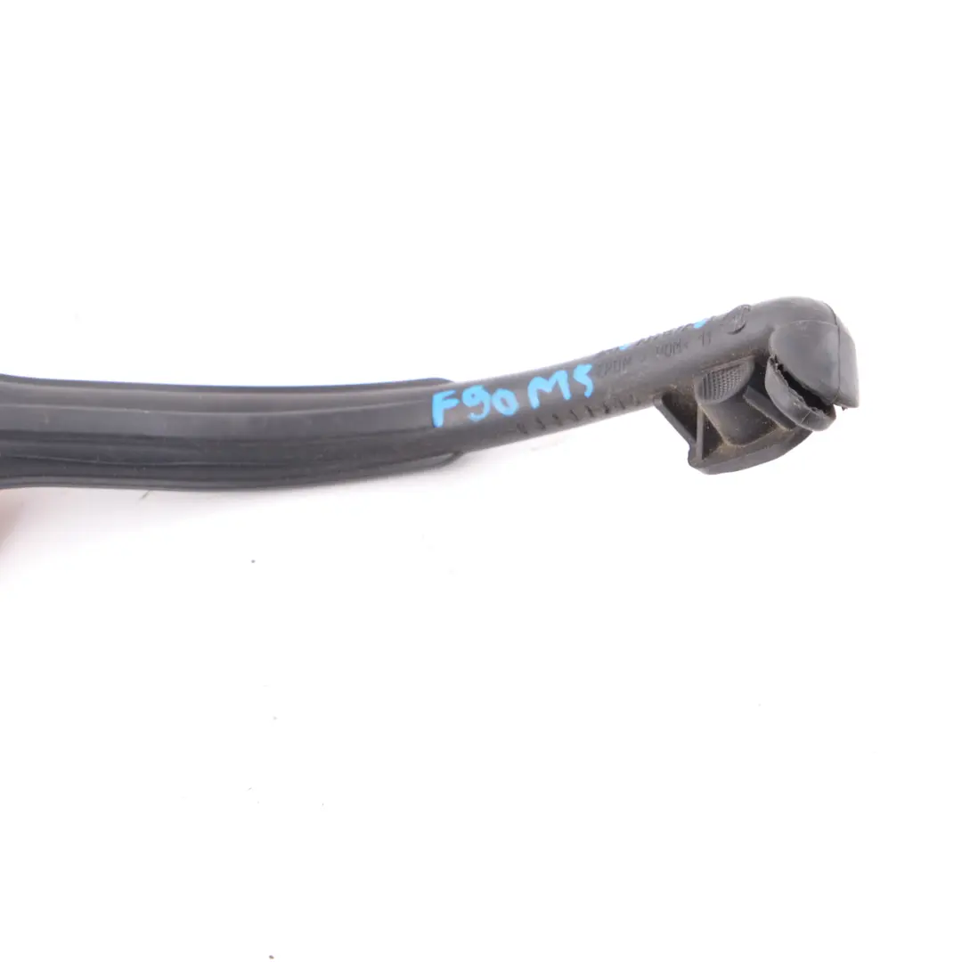 Condensation Water Outlet Hose to BMW E81 E87 E90 E91 F20 F30 F31 with Part number 9301572 BMW E81 E87 E90 E91 F20 F30 F31 Condensation Water Outlet Hose - SKU 9301572 - Part number 9301572