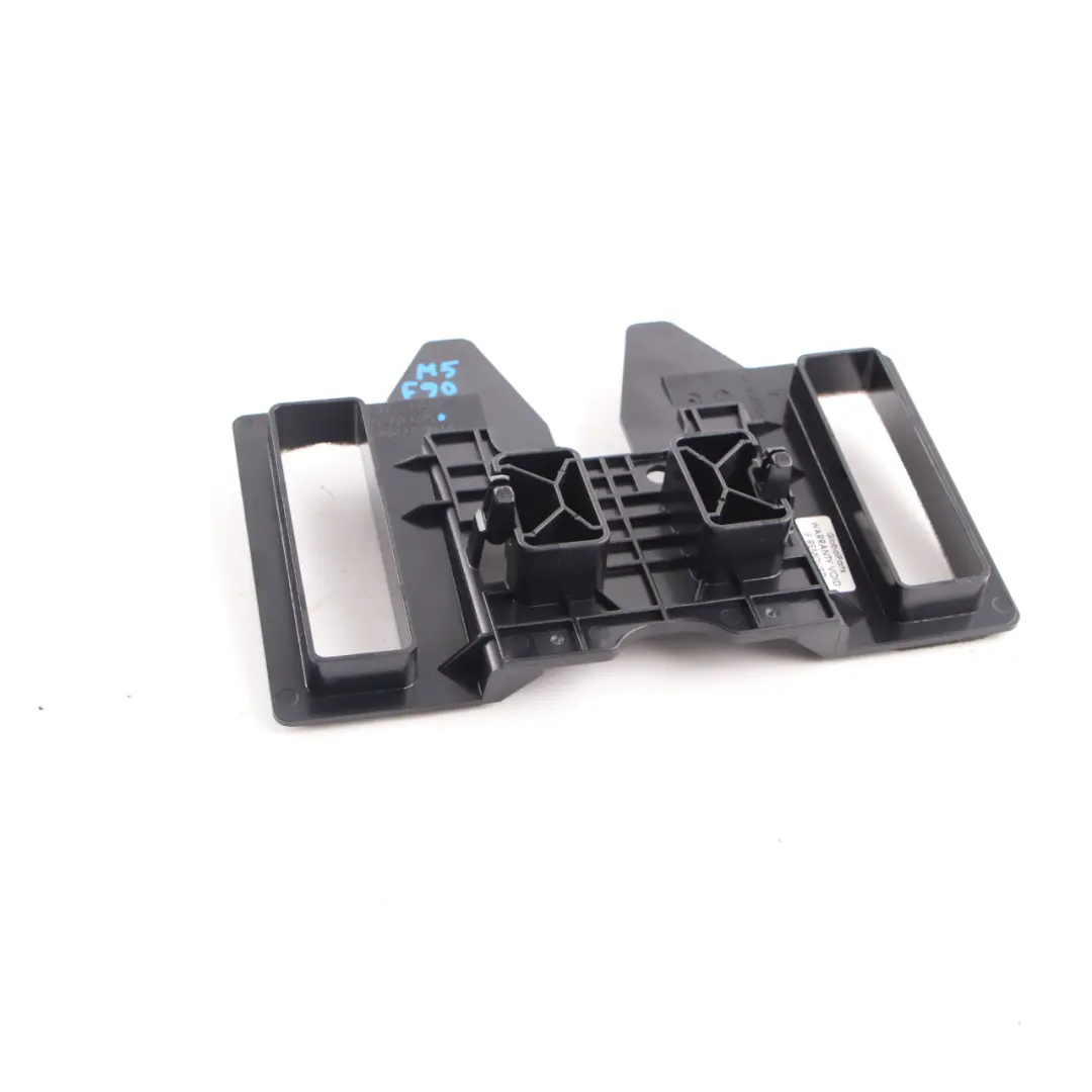 Duct Bracket BMW G30 G31 Adapter Plate Air Channel Center Console to Air with Part number 9302628 Air Duct Bracket BMW G30 G31 Adapter Plate Air Channel Center Console - SKU 9302628 - Part number 9302628