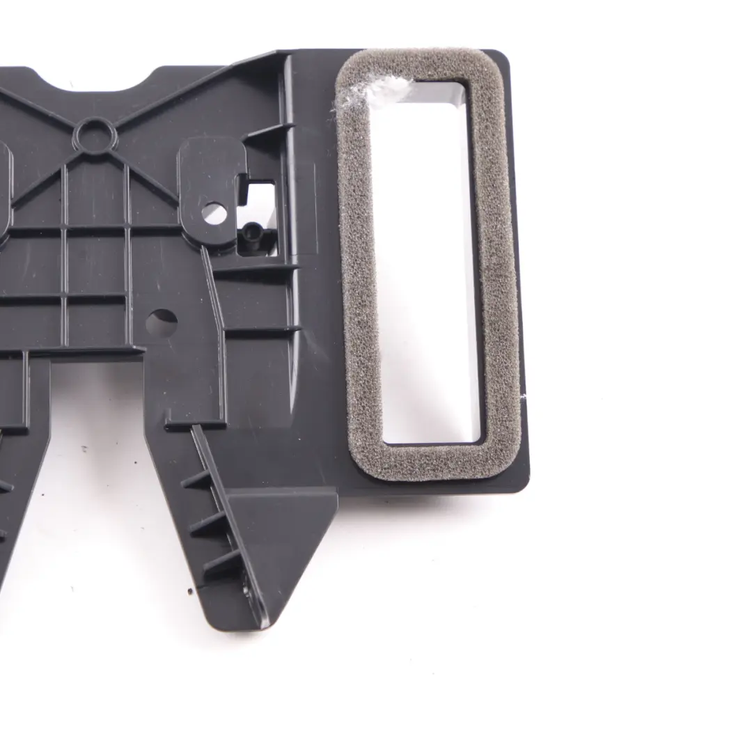 Duct Bracket BMW G30 G31 Adapter Plate Air Channel Center Console to Air with Part number 9302628 Air Duct Bracket BMW G30 G31 Adapter Plate Air Channel Center Console - SKU 9302628 - Part number 9302628