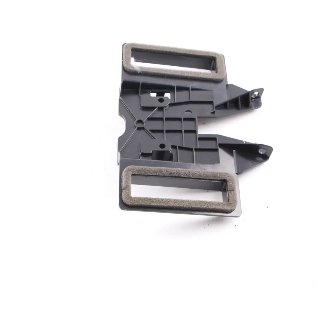 Duct Bracket BMW G30 G31 Adapter Plate Air Channel Center Console to Air with Part number 9302628 Air Duct Bracket BMW G30 G31 Adapter Plate Air Channel Center Console - SKU 9302628 - Part number 9302628