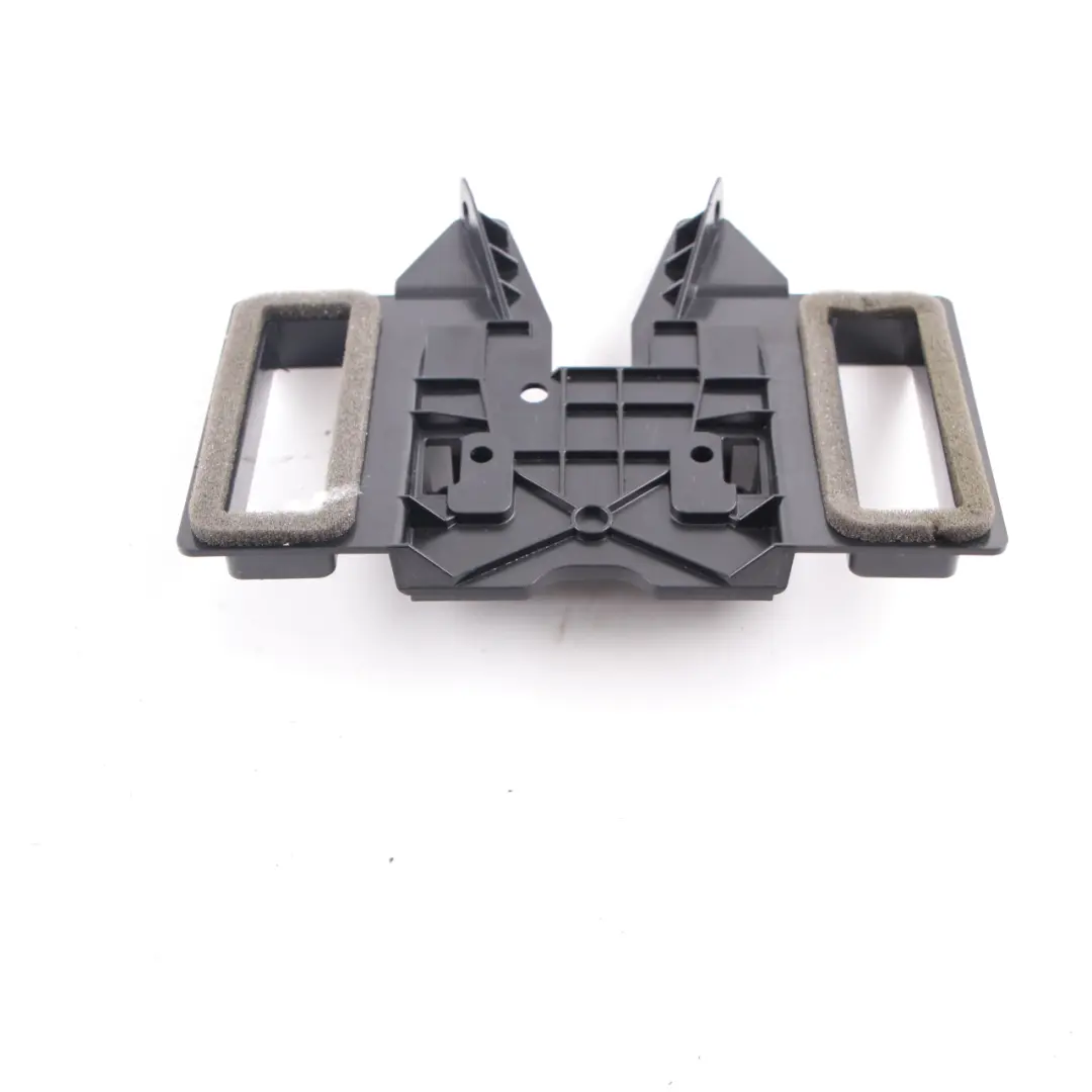 Duct Bracket BMW G30 G31 Adapter Plate Air Channel Center Console to Air with Part number 9302628 Air Duct Bracket BMW G30 G31 Adapter Plate Air Channel Center Console - SKU 9302628 - Part number 9302628