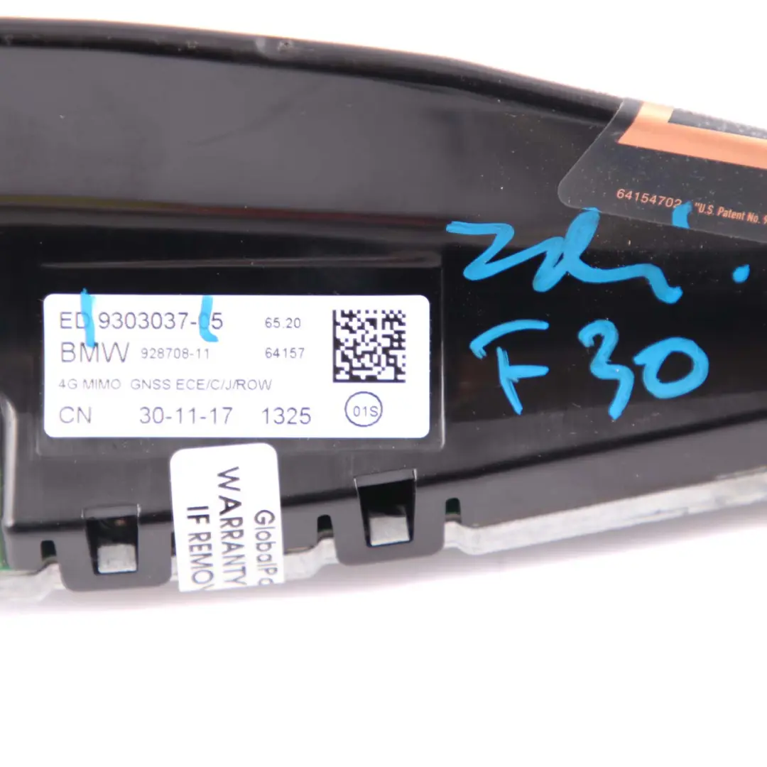 Antena Dachowa do BMW F30 LCI F32 G11 G30 o numerze 9303037 BMW F30 LCI F32 G11 G30 Antena Dachowa - SKU 9303037 - Numer Części 9303037