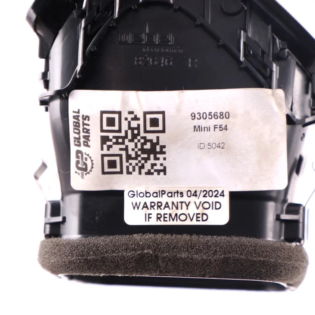 Fresh Air Grill Nozzle Dashboard Right O/S to Mini Clubman F54 with Part number 9305680 Mini Clubman F54 Fresh Air Grill Nozzle Dashboard Right O/S - SKU 9305680 - Part number 9305680