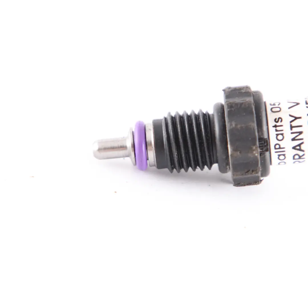 Temperature Sensor Air Conditioning Line Coolant Refrigerant to BMW i3 I01 with Part number 9305928 BMW i3 I01 Temperature Sensor Air Conditioning Line Coolant Refrigerant - SKU 9305928 - Part number 9305928