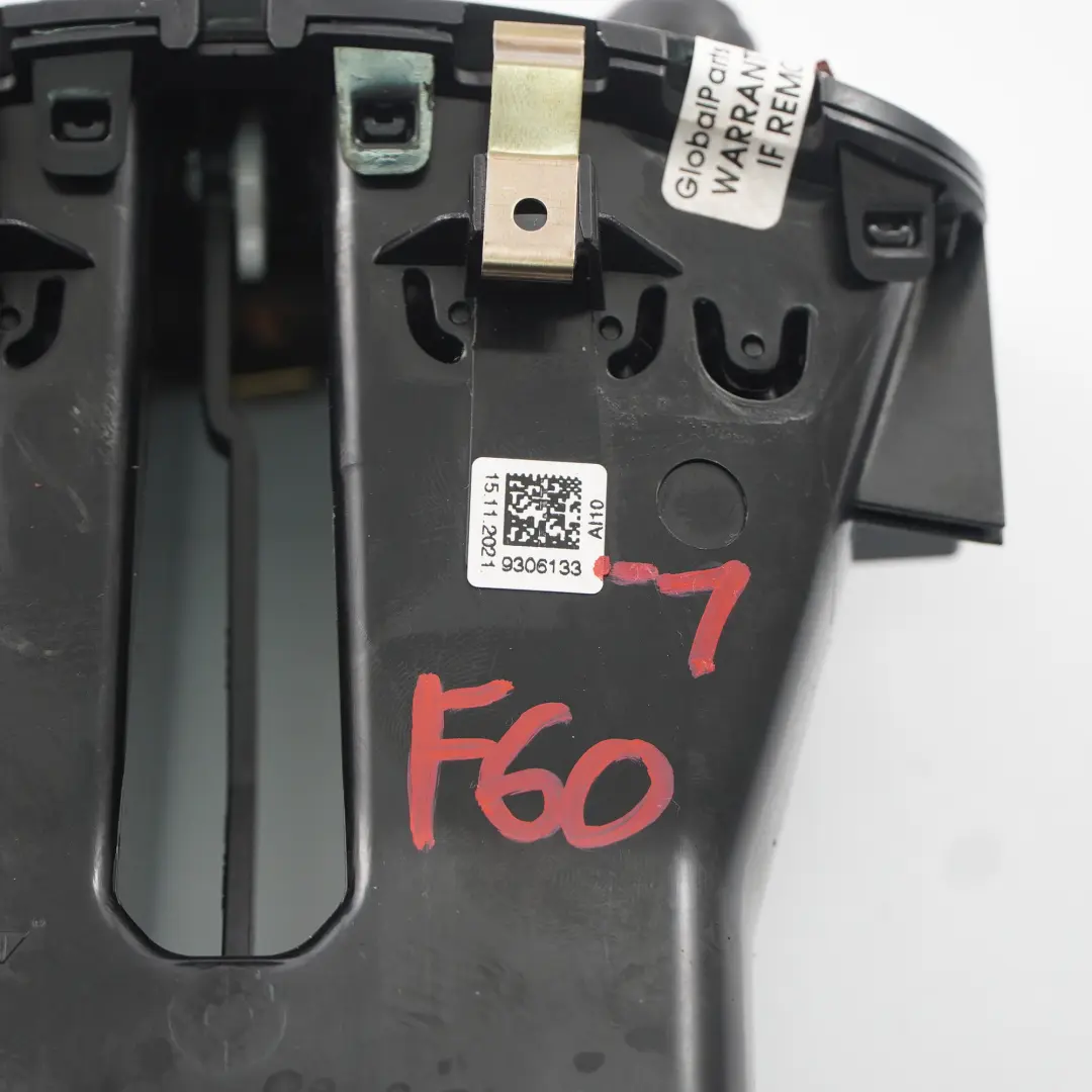 Bocchetta d'aria Mini F54 F60 Console centrale posteriore aria fresca per con numero di parte 9306133 Bocchetta d'aria Mini F54 F60 Console centrale posteriore aria fresca - SKU 9306133-1 - Numero di parte 9306133