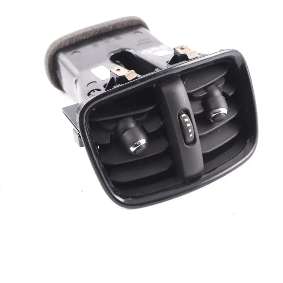 Grille d'aération pour console centrale arrière pour Mini F54 F60 à propos du numéro de pièce 9306133 Mini F54 F60 Grille d'aération pour console centrale arrière - SKU 9306133 - Numéro de pièce 9306133