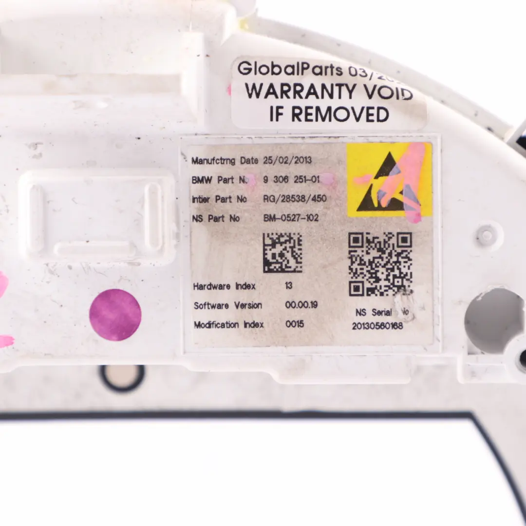 Osłona Ramka Licznika Wyświetlacza do Mini R55 R56 R60 R61 o numerze 9306251 Mini R55 R56 R60 R61 Osłona Ramka Licznika Wyświetlacza - SKU 9306251-1 - Numer Części 9306251