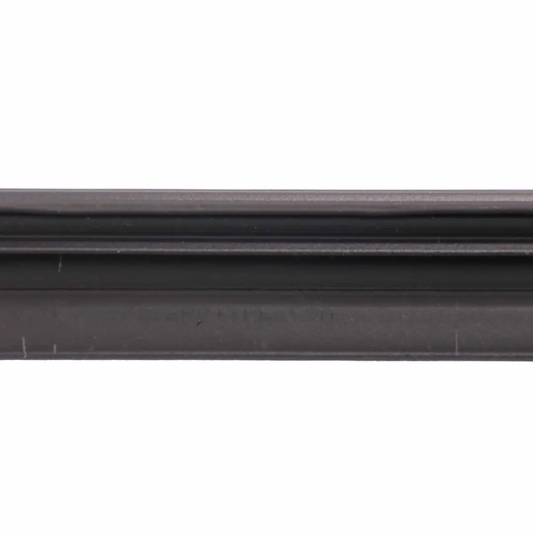 Joint de vitre porte avant droite Joint d'étanchéité pour Peugeot 207 à propos du numéro de pièce 9310G8 Peugeot 207 Joint de vitre porte avant droite Joint d'étanchéité - SKU 9310G8 - Numéro de pièce 9310G8