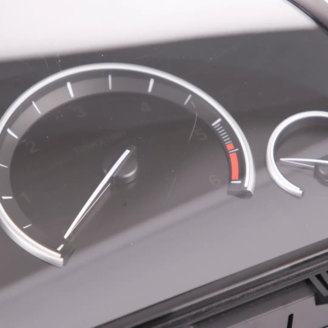 BMW F01 Instrument Cluster Speedo Clocks Diesel Automatic - SKU 9311654 - Part number 9220803