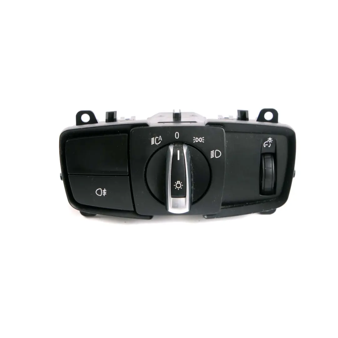 Headlight Switch BMW i3 I01 F45 Control Element Light Unit Black to with Part number 9311723 Headlight Switch BMW i3 I01 F45 Control Element Light Unit Black - SKU 9311723 - Part number 9311723