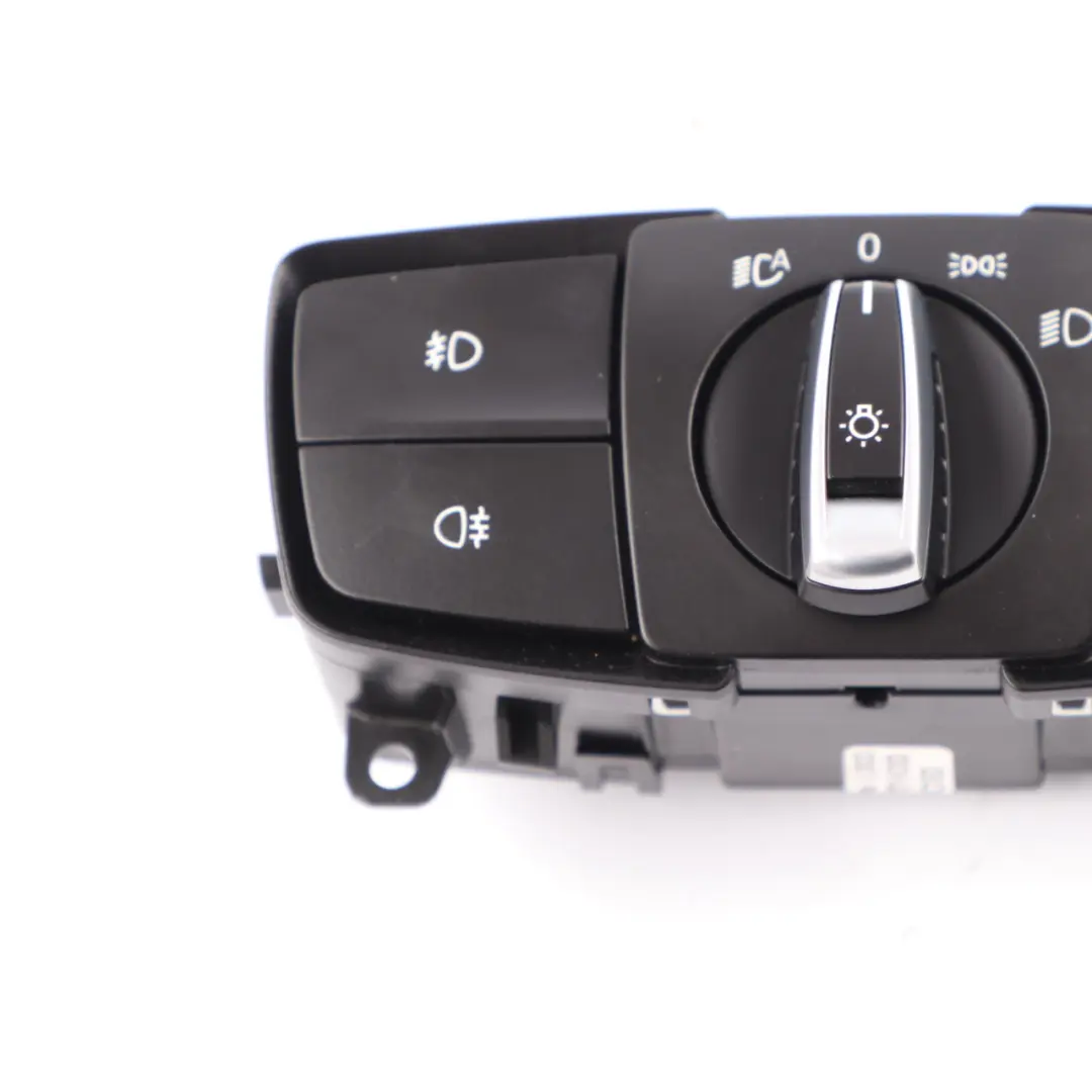 Interruptor Faros Panel Control Luces Antiniebla para BMW X5 F15 F45 F46 con número de pieza 9311729 BMW X5 F15 F45 F46 Interruptor Faros Panel Control Luces Antiniebla - SKU 9311729 - Número de pieza 9311729
