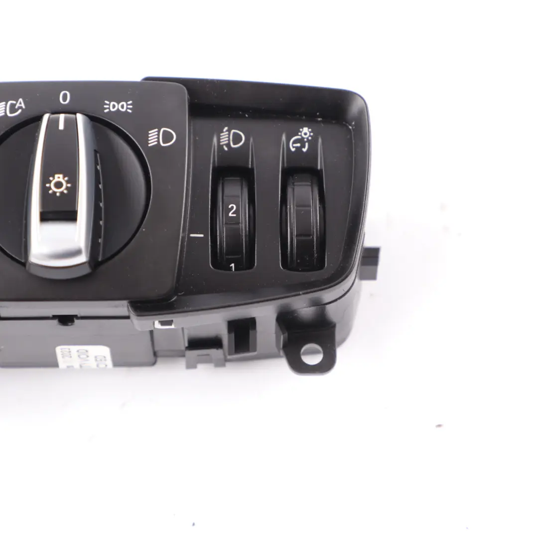 Interruttore Fari Lampada Unità Controllo Pannello per BMW X5 F15 F45 F46 con numero di parte 9311729 BMW X5 F15 F45 F46 Interruttore Fari Lampada Unità Controllo Pannello - SKU 9311729 - Numero di parte 9311729