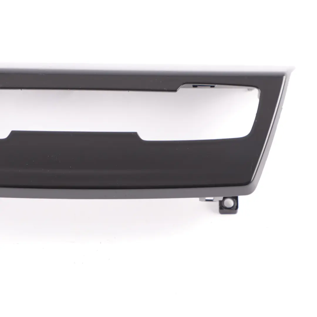 Konsole Radio Bedieneinheit Verkleidungsplatte Abdeckung für BMW F45 Active Tourer mit Teilenummer 9312393 BMW F45 Active Tourer Konsole Radio Bedieneinheit Verkleidungsplatte Abdeckung - SKU 9312393-2 - Teilenummer 9312393