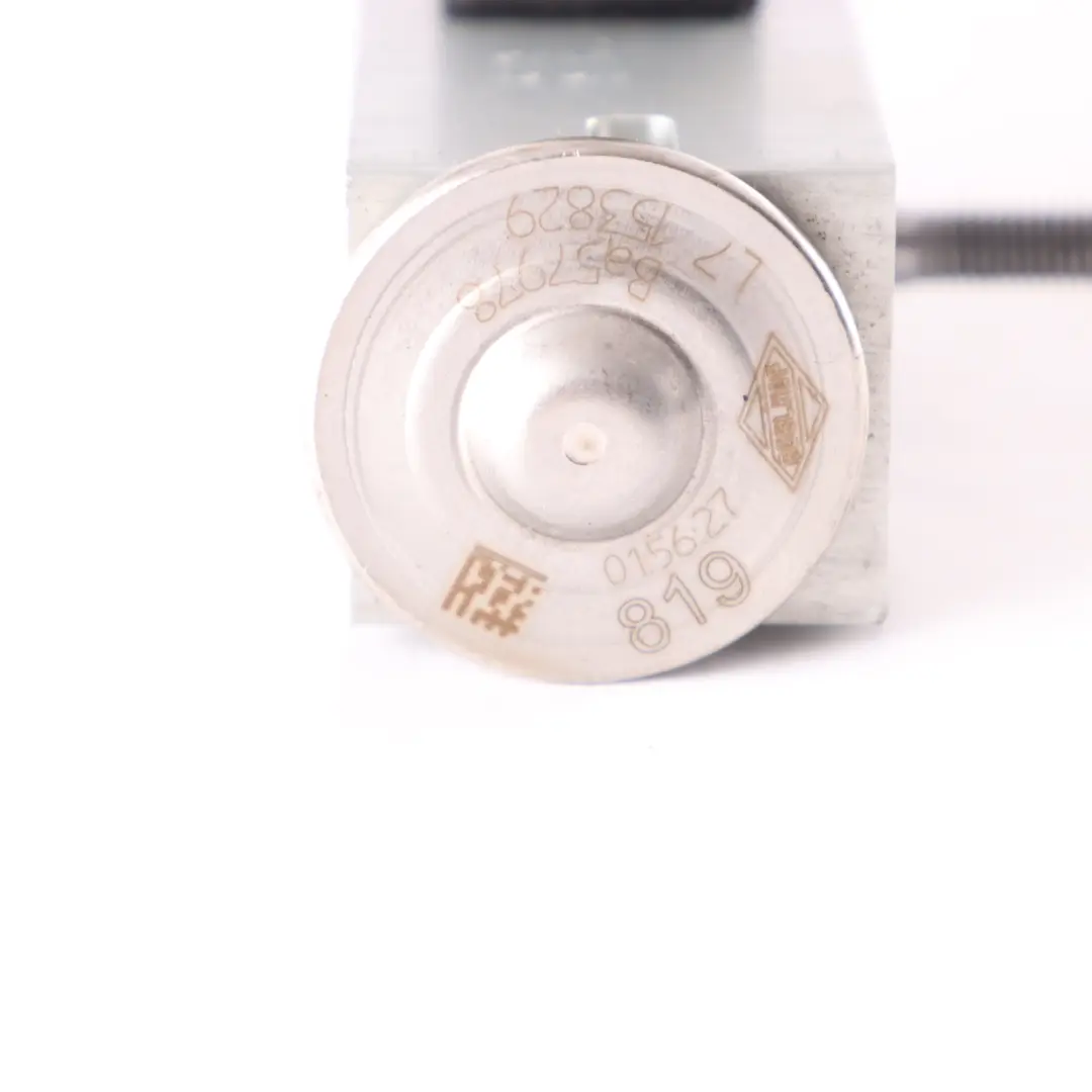 Conditioning Expansion Valve to BMW F15 Air with Part number 9313231 BMW F15 Air Conditioning Expansion Valve - SKU 9313231 - Part number 9313231