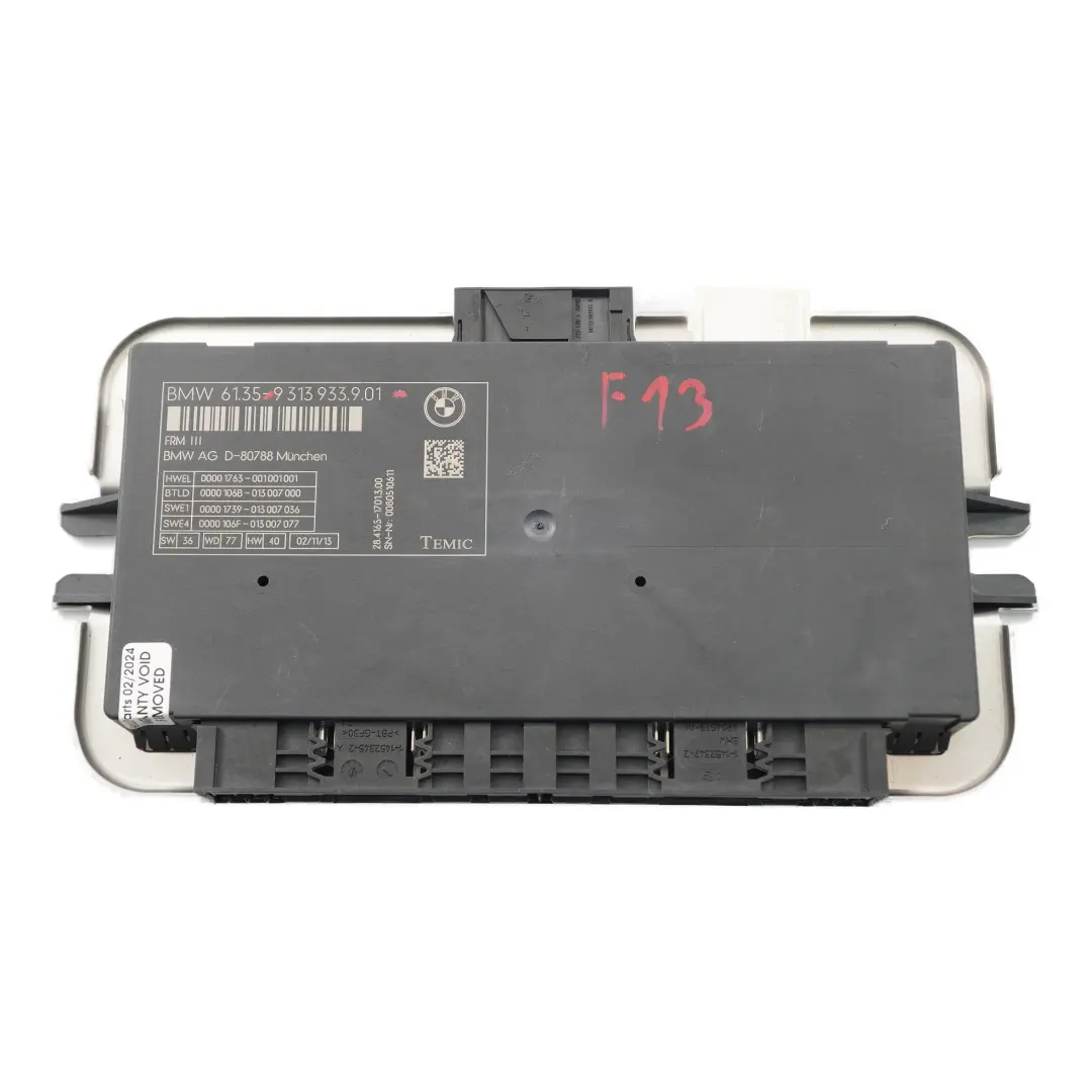 Footwell Luz Módulo Unidad de Control ECU FRM3 para BMW F13 con número de pieza 9313933 BMW F13 Footwell Luz Módulo Unidad de Control ECU FRM3 - SKU 9313933 - Número de pieza 9313933