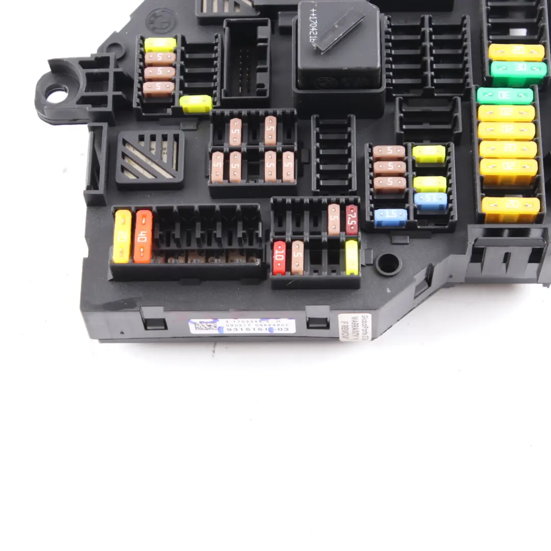 Caja de Fusibles Unidad de Control de Distribución Energía Caja Trasera para BMW F25 con número de pieza 9315151 BMW F25 Caja de Fusibles Unidad de Control de Distribución Energía Caja Trasera - SKU 9315151 - Número de pieza 9315151