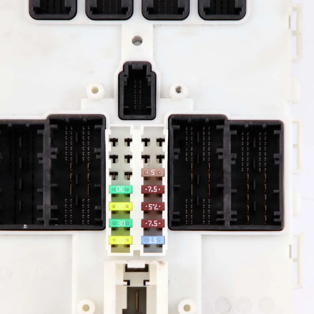 BMW 1 2 3 4 Series F20 F21 F22 F30 F31 F32 F36 Module Control Unit FEM - SKU 9315683 - Part number 9303541