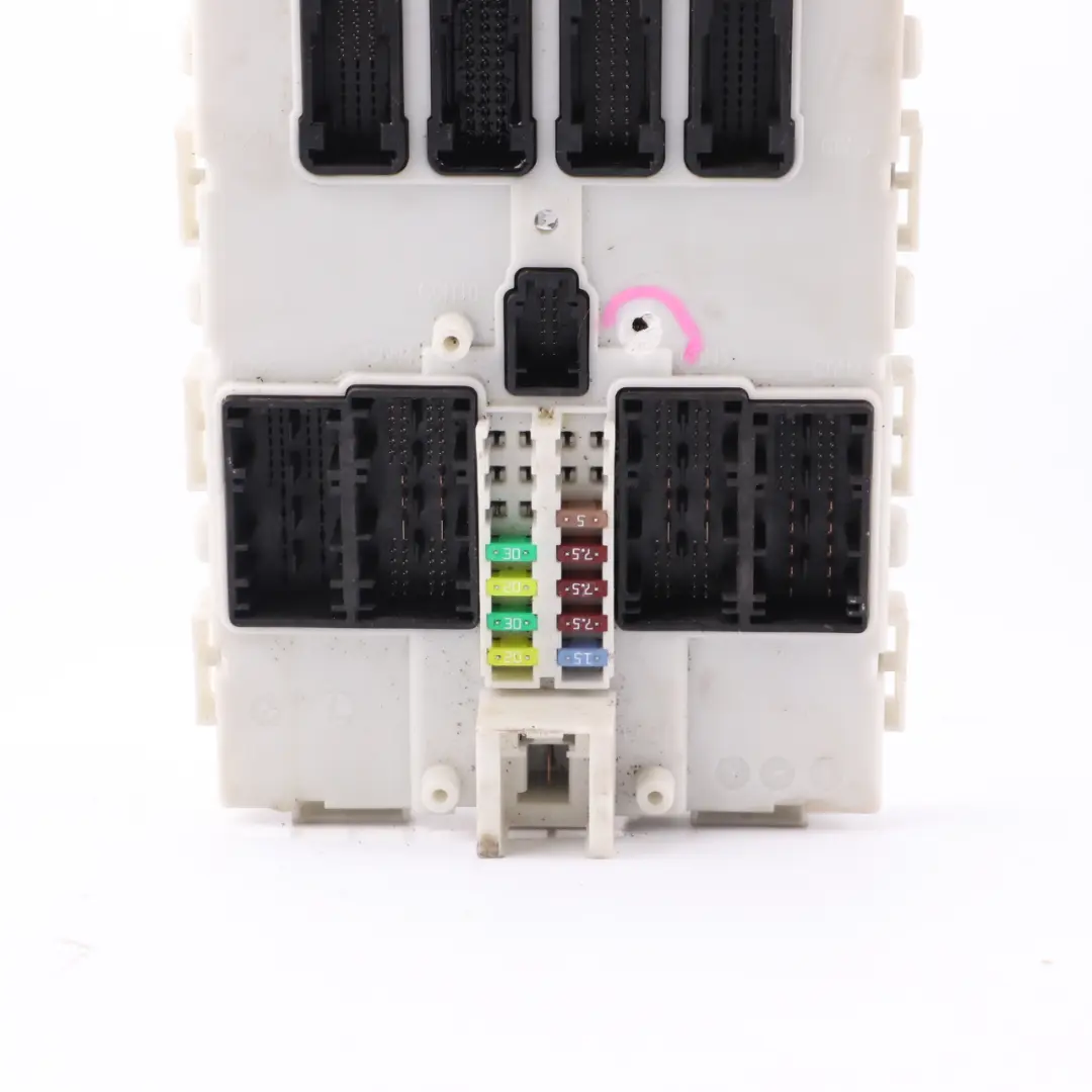 Modulo Unità Controllo FEM per BMW 1 2 3 4 F20 F21 F22 F30 F31 F32 F36 con numero di parte 9315685 BMW 1 2 3 4 F20 F21 F22 F30 F31 F32 F36 Modulo Unità Controllo FEM - SKU 9315685-1 - Numero di parte 9315685