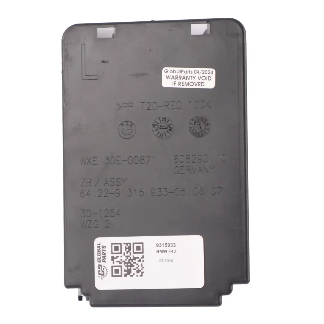 Conducto De Ventilación Del Maletero Trasero Izquierdo para BMW F40 con número de pieza 9315933 BMW F40 Conducto De Ventilación Del Maletero Trasero Izquierdo - SKU 9315933 - Número de pieza 9315933