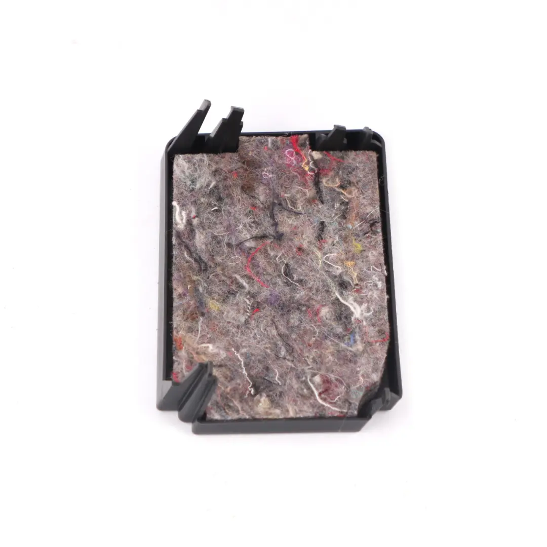 Stivale Posteriore Coperchio Ventilazione Condotto Adatto per BMW F40 Sx con numero di parte 9315933 BMW F40 Sx Stivale Posteriore Coperchio Ventilazione Condotto Adatto - SKU 9315933 - Numero di parte 9315933