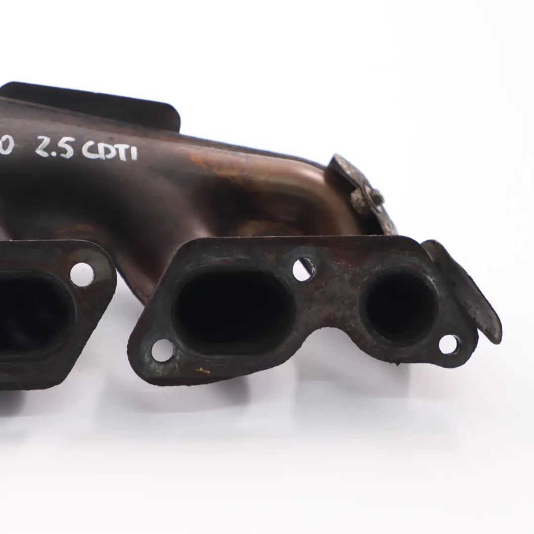 Collecteur d'échappement des gaz du moteur pour Opel Movano 2.5 CDTI Diesel à propos du numéro de pièce 93161999 Opel Movano 2.5 CDTI Diesel Collecteur d'échappement des gaz du moteur - SKU 93161999 - Numéro de pièce 93161999