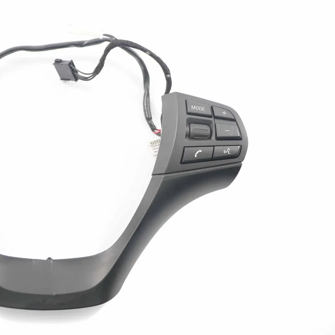 Couvercle de l'interrupteur multifonctions du volant pour BMW F20 F30 à propos du numéro de pièce 9316952 BMW F20 F30 Couvercle de l'interrupteur multifonctions du volant - SKU 9316952-1 - Numéro de pièce 9316952