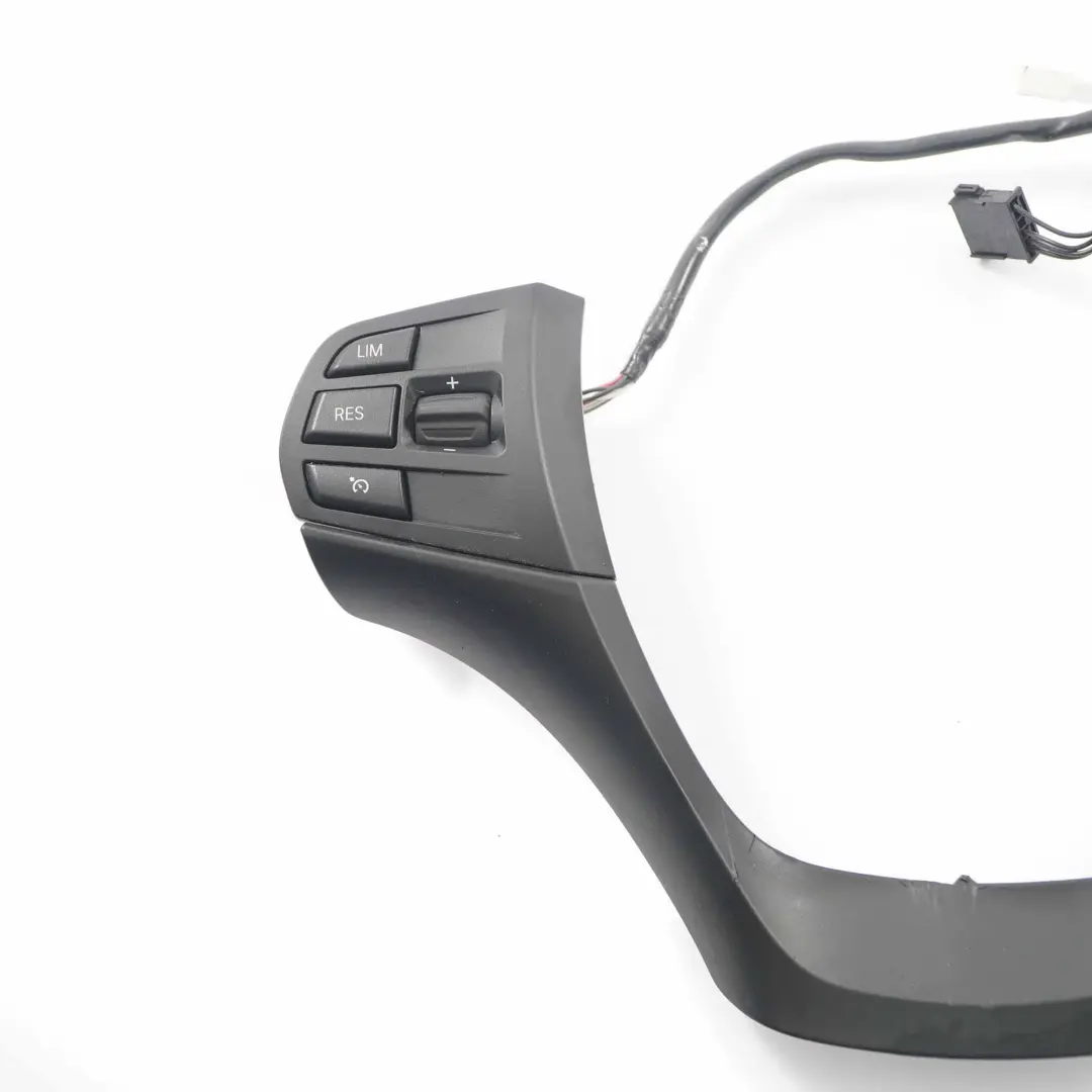 Abdeckung Trim Multifunktionsschalter Lenkrad Steuergerät für BMW F20 F30 mit Teilenummer 9316952 BMW F20 F30 Abdeckung Trim Multifunktionsschalter Lenkrad Steuergerät - SKU 9316952-1 - Teilenummer 9316952