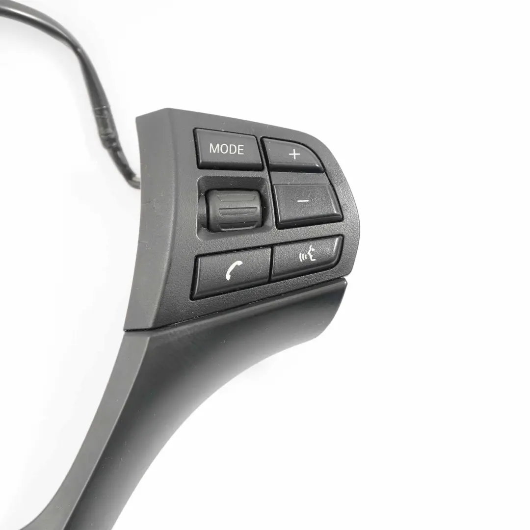 Przełączniki Kierownicy Osłona do BMW F20 F30 o numerze 9316952 BMW F20 F30 Przełączniki Kierownicy Osłona - SKU 9316952 - Numer Części 9316952