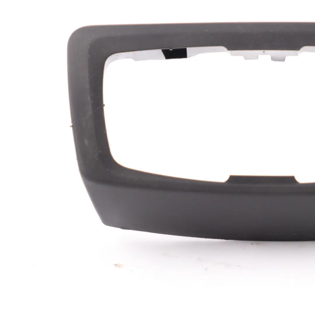 Faro Interruttore Unità di controllo Telaio Copertura Surround Trim Nero per BMW F45 con numero di parte 9316990 BMW F45 Faro Interruttore Unità di controllo Telaio Copertura Surround Trim Nero - SKU 9316990 - Numero di parte 9316990