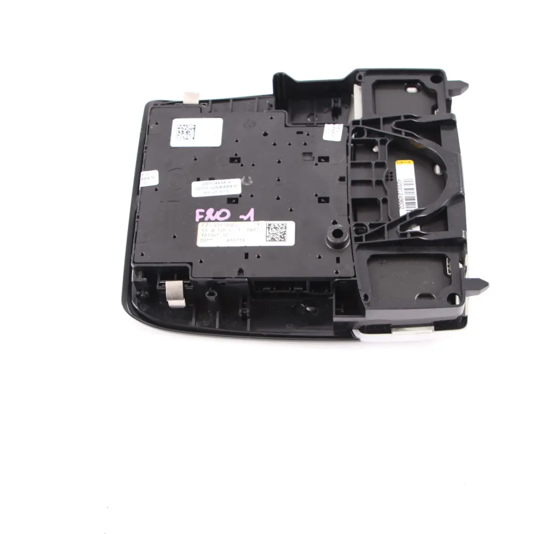 Lampka Podsufitki Oświetlenie Kabiny do BMW F20 F30 o numerze 9317406 BMW F20 F30 Lampka Podsufitki Oświetlenie Kabiny - SKU 9317406-1 - Numer Części 9317406