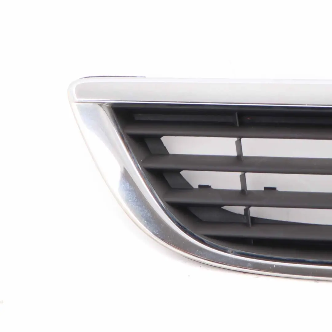 Front Hood Bonnet Radiator Grille Trim Panel Cover to Vauxhall Zafira A with Part number 93174312 Vauxhall Zafira A Front Hood Bonnet Radiator Grille Trim Panel Cover - SKU 93174312 - Part number 93174312