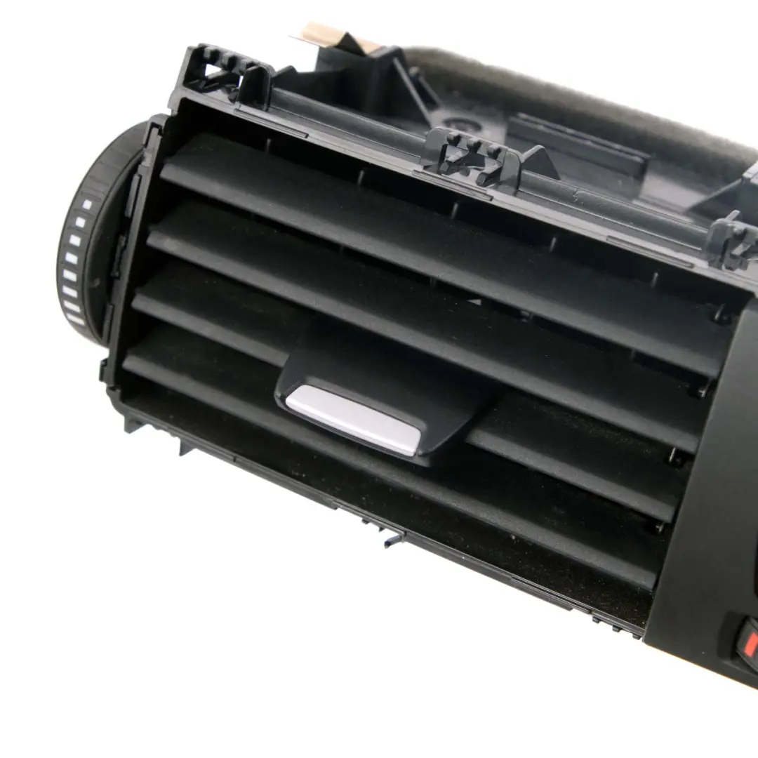 Griglia Aria Fresca Centro Bocchetta Cruscotto per BMW F20 F21 F22 LCI con numero di parte 9317945 BMW F20 F21 F22 LCI Griglia Aria Fresca Centro Bocchetta Cruscotto - SKU 9317945 - Numero di parte 9317945