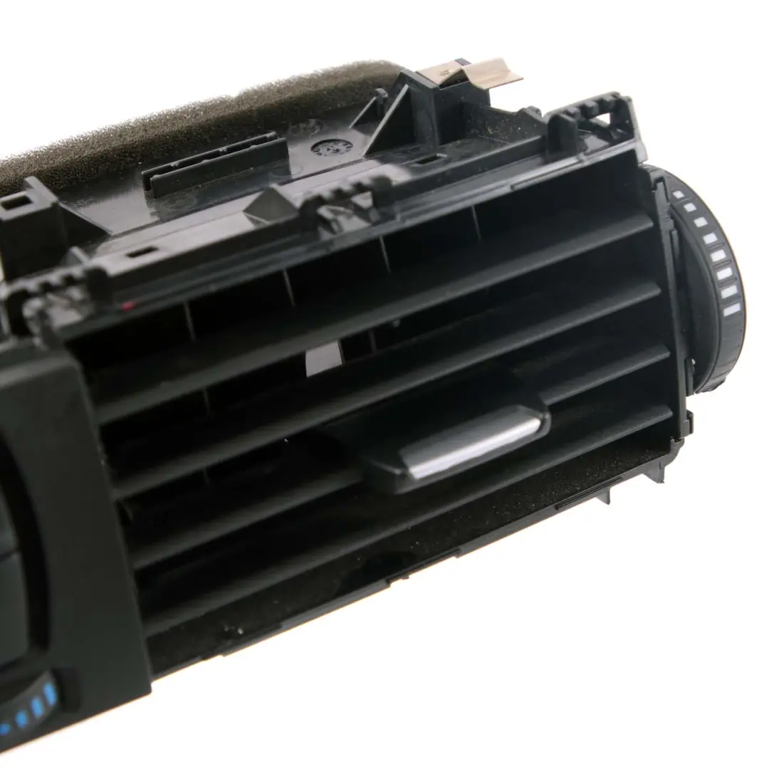 Rejilla Aire Fresco Ventilacion Central Salpicadero para BMW F20 F21 F22 LCI con número de pieza 9317945 BMW F20 F21 F22 LCI Rejilla Aire Fresco Ventilacion Central Salpicadero - SKU 9317945 - Número de pieza 9317945