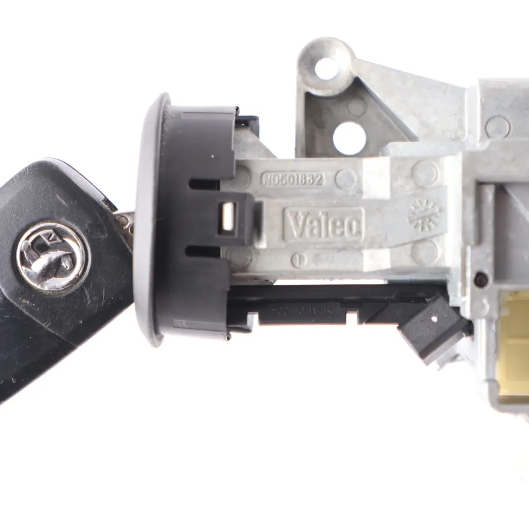 Ignition Switch Lock Barrel Control Module Key to Vauxhall Zafira B with Part number 93181315 Vauxhall Zafira B Ignition Switch Lock Barrel Control Module Key - SKU 93181315 - Part number 93181315