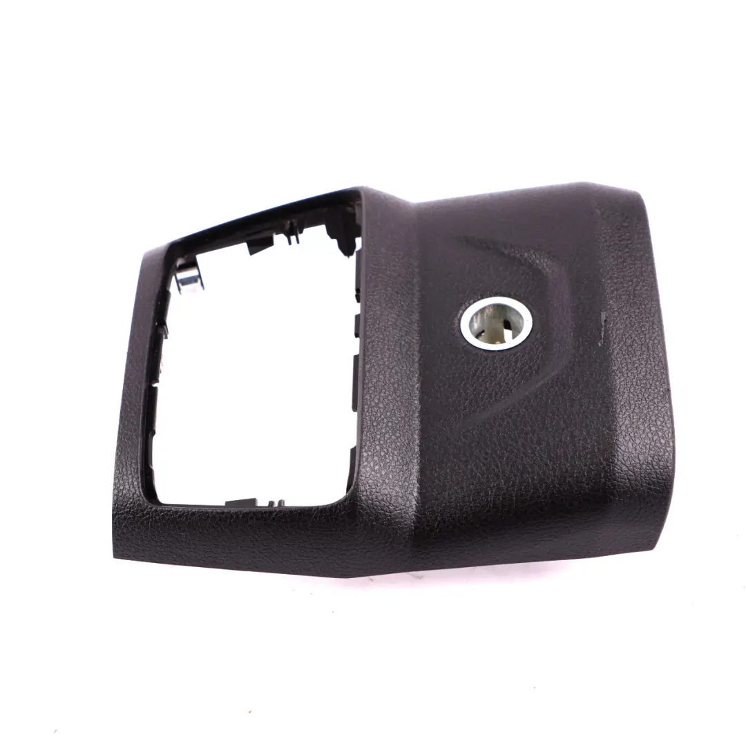 Revestimiento Cubierta Trasera Consola Central para BMW F45 F46 Active Gran Tourer con número de pieza 9319567 BMW F45 F46 Active Gran Tourer Revestimiento Cubierta Trasera Consola Central - SKU 9319567 - Número de pieza 9319567