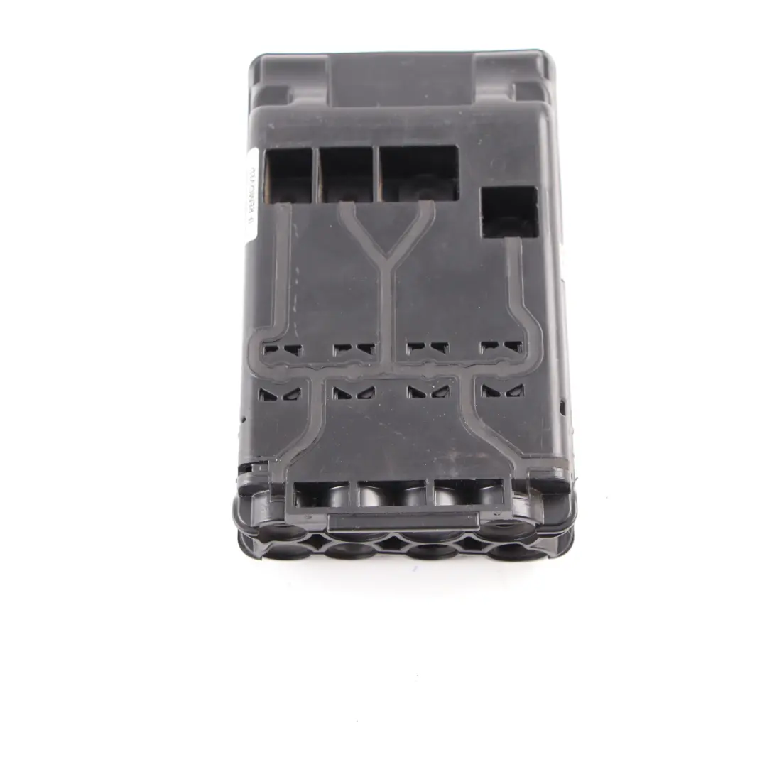 B+ Junction Terminal Power Distribution Control Unit Box to BMW i3 I01 with Part number 9321027 BMW i3 I01 B+ Junction Terminal Power Distribution Control Unit Box - SKU 9321027 - Part number 9321027