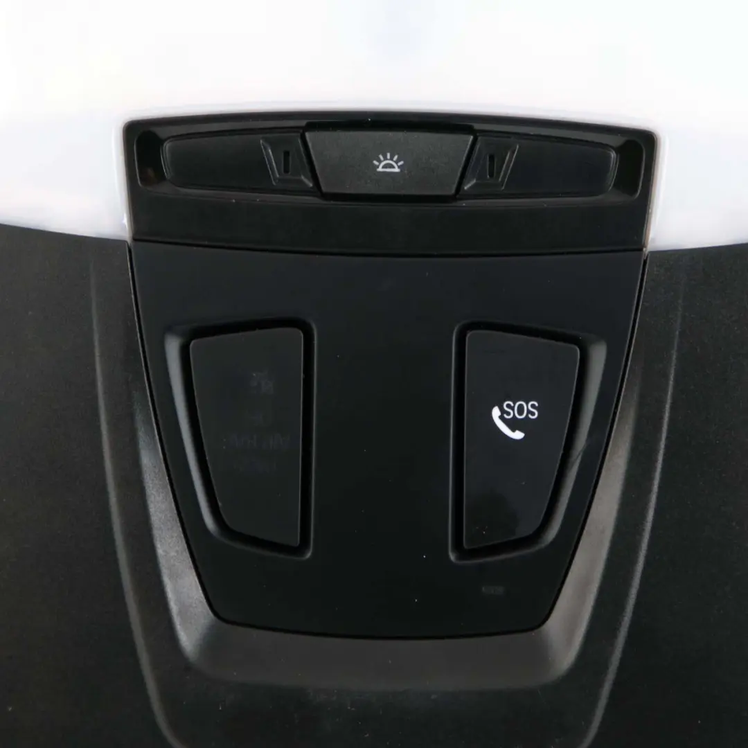 Unità Interruttore Controllo Luce Tetto Padiglione Nero per BMW F20 F30 F31 con numero di parte 9321469 BMW F20 F30 F31 Unità Interruttore Controllo Luce Tetto Padiglione Nero - SKU 9321469-1 - Numero di parte 9321469