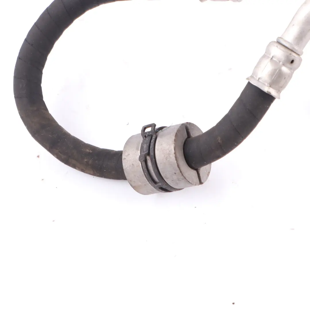 Przewód Ssący Parownika Sprężarki Klimatyzacji do BMW G11 G12 G30 G32 o numerze 9321598 BMW G11 G12 G30 G32 Przewód Ssący Parownika Sprężarki Klimatyzacji - SKU 9321598 - Numer Części 9321598