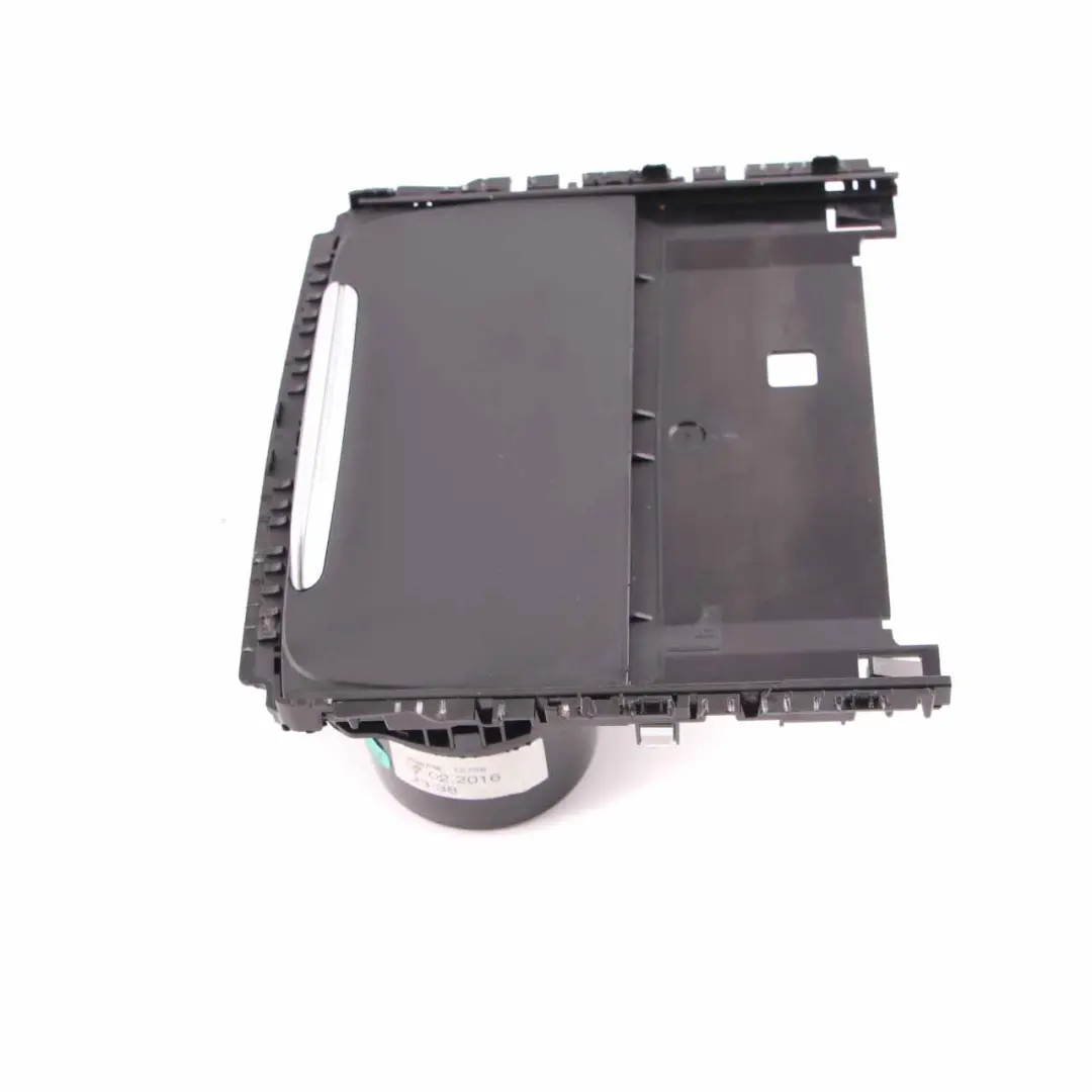 Uchwyt Kubka Konsola Środkowa do BMW F30 F31 F36 LCI o numerze 9323676 BMW F30 F31 F36 LCI Uchwyt Kubka Konsola Środkowa - SKU 9323676 - Numer Części 9323676