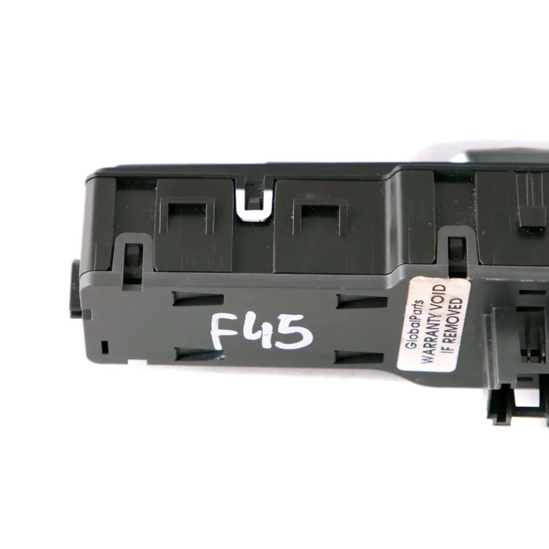 ESP Interruttore Controllo Cruscotto Console Centrale per BMW F45 F46 con numero di parte 9323940 BMW F45 F46 ESP Interruttore Controllo Cruscotto Console Centrale - SKU 9323940 - Numero di parte 9323940