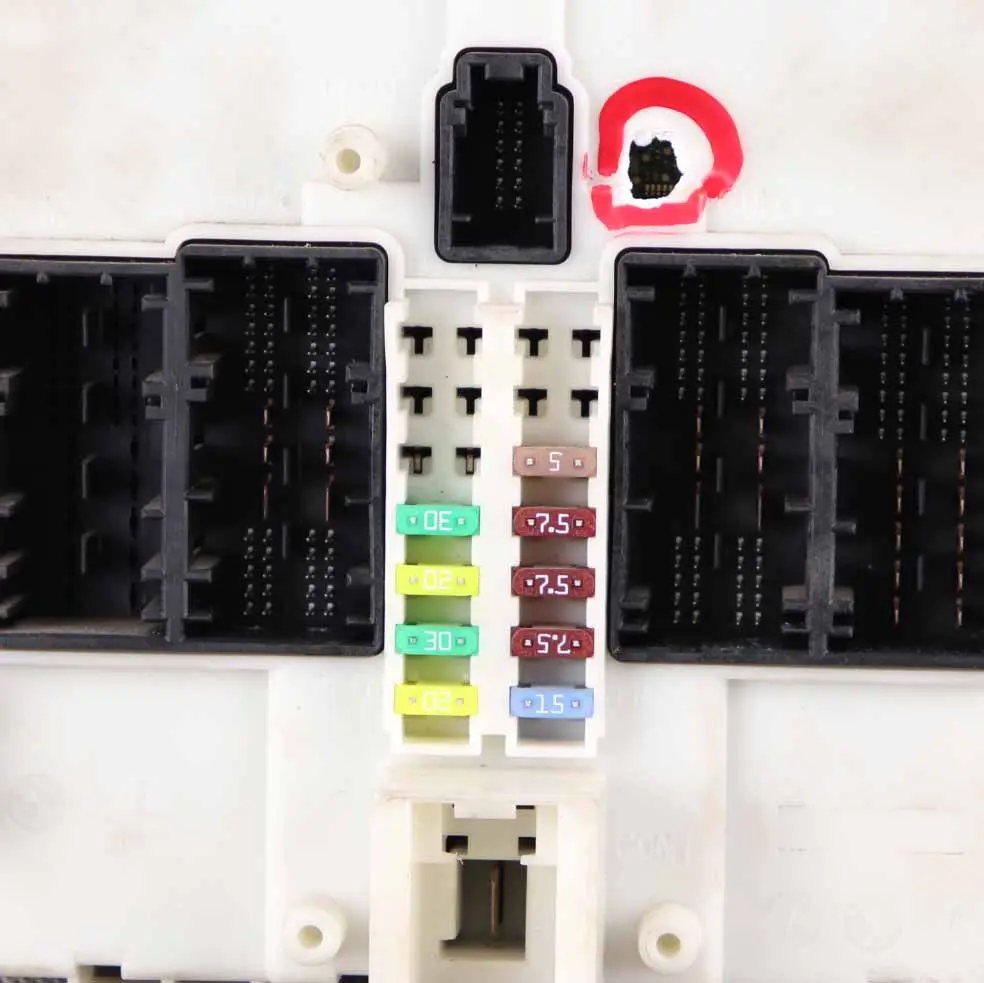 BMW F20 F21 F22 F30 F31 F32 F36 Module Control Unit FEM LR01 ECU - SKU 9324784-1 - Part number 9324784