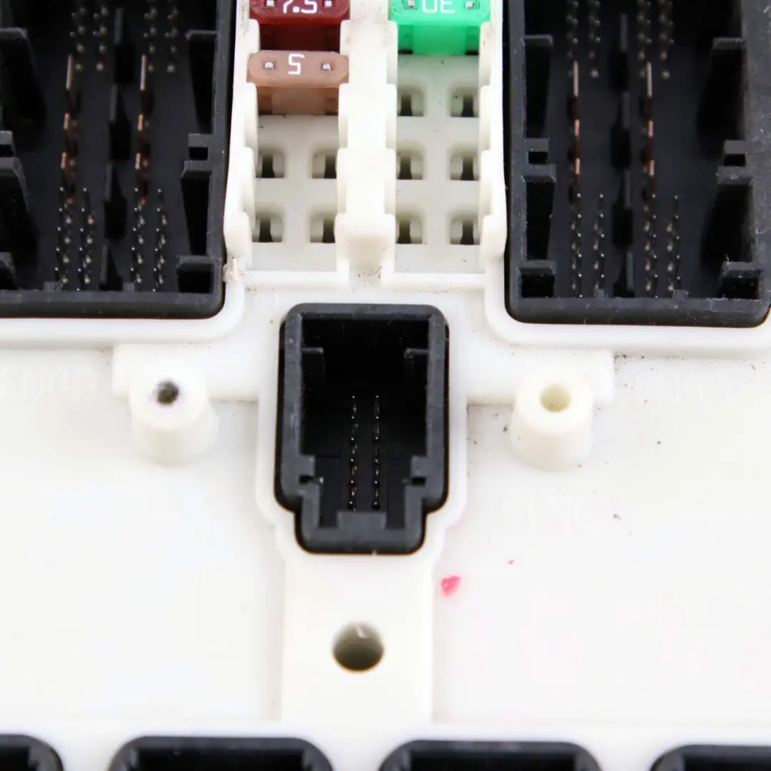 Module ECU Control Unit FEM Fuse Box to BMW 1 2 3 4 Series F20 F22 F30 F32 with Part number 9324785 BMW 1 2 3 4 Series F20 F22 F30 F32 Module ECU Control Unit FEM Fuse Box - SKU 9324785 - Part number 9324785