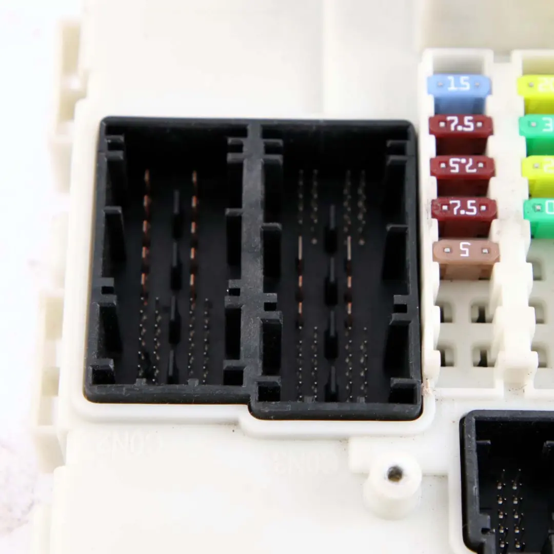 Module ECU Control Unit FEM Fuse Box to BMW 1 2 3 4 Series F20 F22 F30 F32 with Part number 9324785 BMW 1 2 3 4 Series F20 F22 F30 F32 Module ECU Control Unit FEM Fuse Box - SKU 9324785 - Part number 9324785