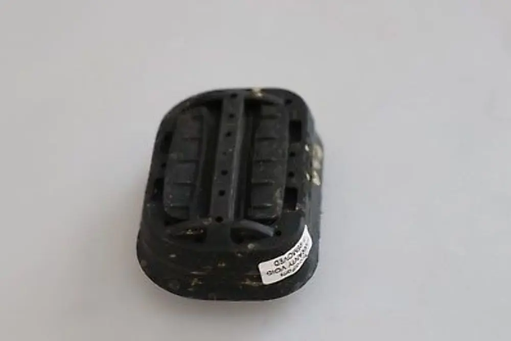 BMW 1 2 3 4 er F20 F21 F22 F30 F32 Tülle Boden - SKU 9324831 - Teilenummer 9324831