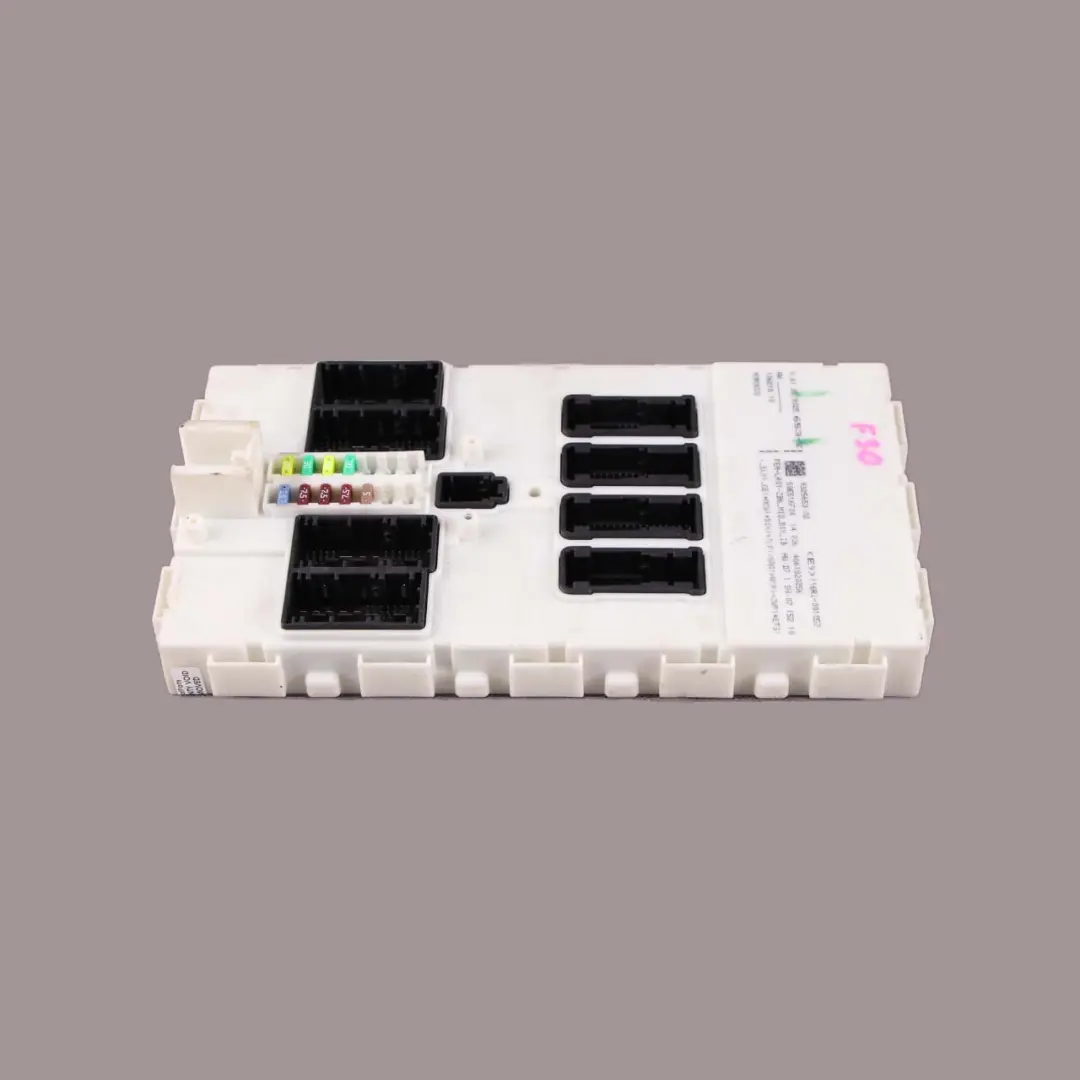 Módulo Electrónico Delantero Unidad Control FEM para BMW F20 F21 F22 F30 F32 con número de pieza 9325653 BMW F20 F21 F22 F30 F32 Módulo Electrónico Delantero Unidad Control FEM - SKU 9325653 - Número de pieza 9325653