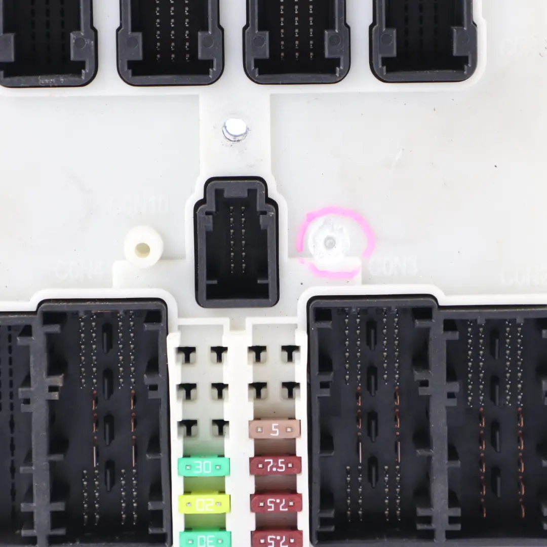 Body Control Module Unit FEM ECU LR01 to BMW F20 F21 F22 F30 F31 F32 with Part number 9325656 BMW F20 F21 F22 F30 F31 F32 Body Control Module Unit FEM ECU LR01 - SKU 9325656-1 - Part number 9325656