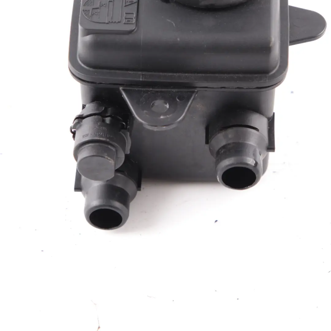 Bouteille liquide refroidissement expansion pour BMW i3 I01 Hybrid Electric à propos du numéro de pièce 9327150 BMW i3 I01 Hybrid Electric Bouteille liquide refroidissement expansion - SKU 9327150-1 - Numéro de pièce 9327150