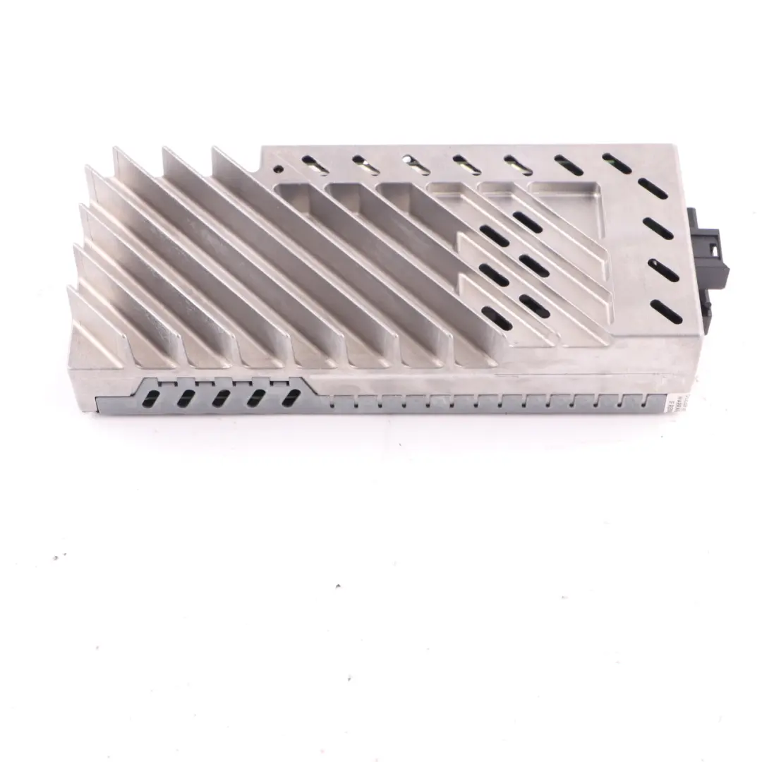 Amplifier Harman Kardon Surround Sound System to BMW F30 F31 F32 F34 F36 with Part number 9330057 BMW F30 F31 F32 F34 F36 Amplifier Harman Kardon Surround Sound System - SKU 9330057 - Part number 9330057