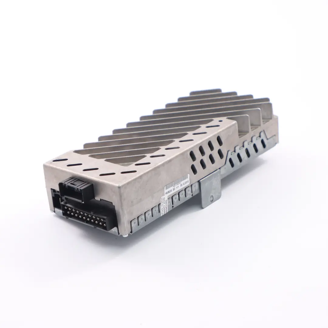 Top Système Hifi AMP Amplificateur Harman Kardon pour BMW F30 LCI F31 F32 à propos du numéro de pièce 9330058 BMW F30 LCI F31 F32 Top Système Hifi AMP Amplificateur Harman Kardon - SKU 9330058 - Numéro de pièce 9330058