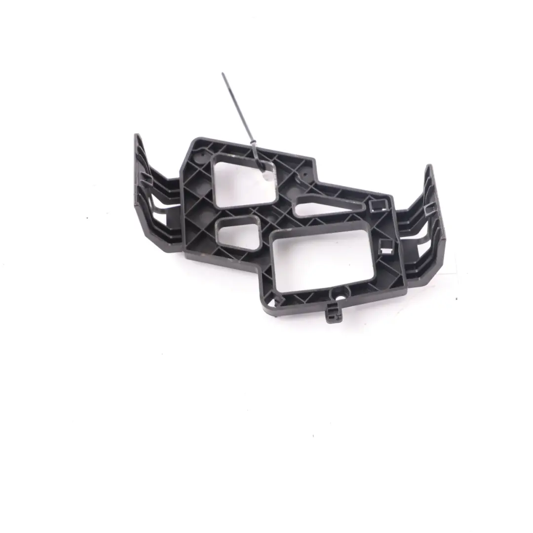 Uchwyt Mocowanie Wspornik do Mini Countryman F60 o numerze 9330946 Mini Countryman F60 Uchwyt Mocowanie Wspornik - SKU 9330946 - Numer Części 9330946